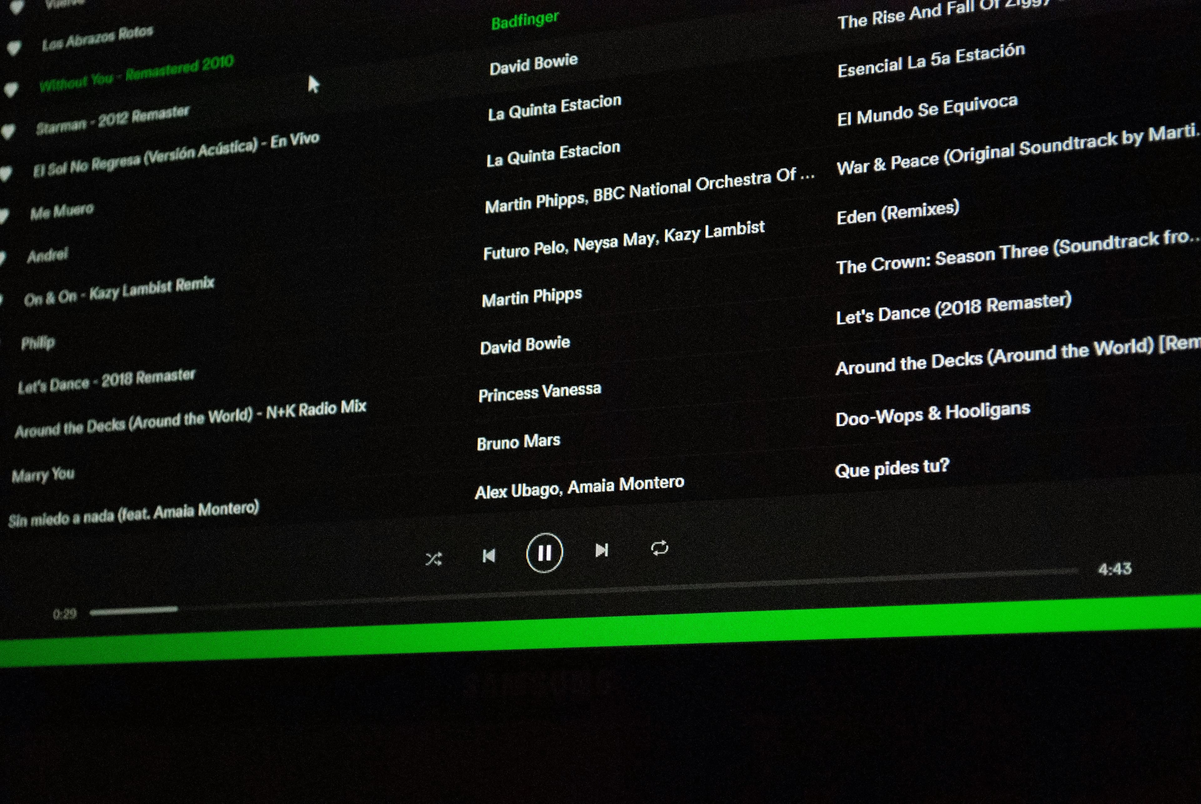 a computer screen with a bunch of music on it